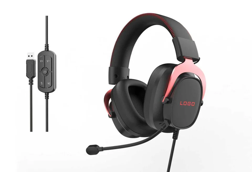 G941 Wired Gaming Headset supplied product reference